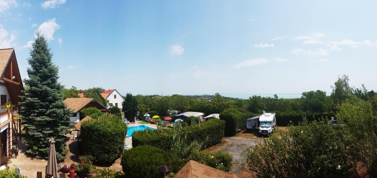 Mandel Fahazak Hotel Paloznak Luaran gambar